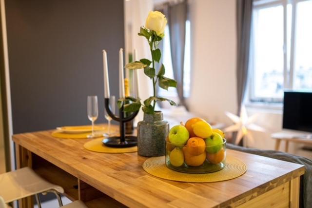 The View And Design Studio Zagabria Esterno foto