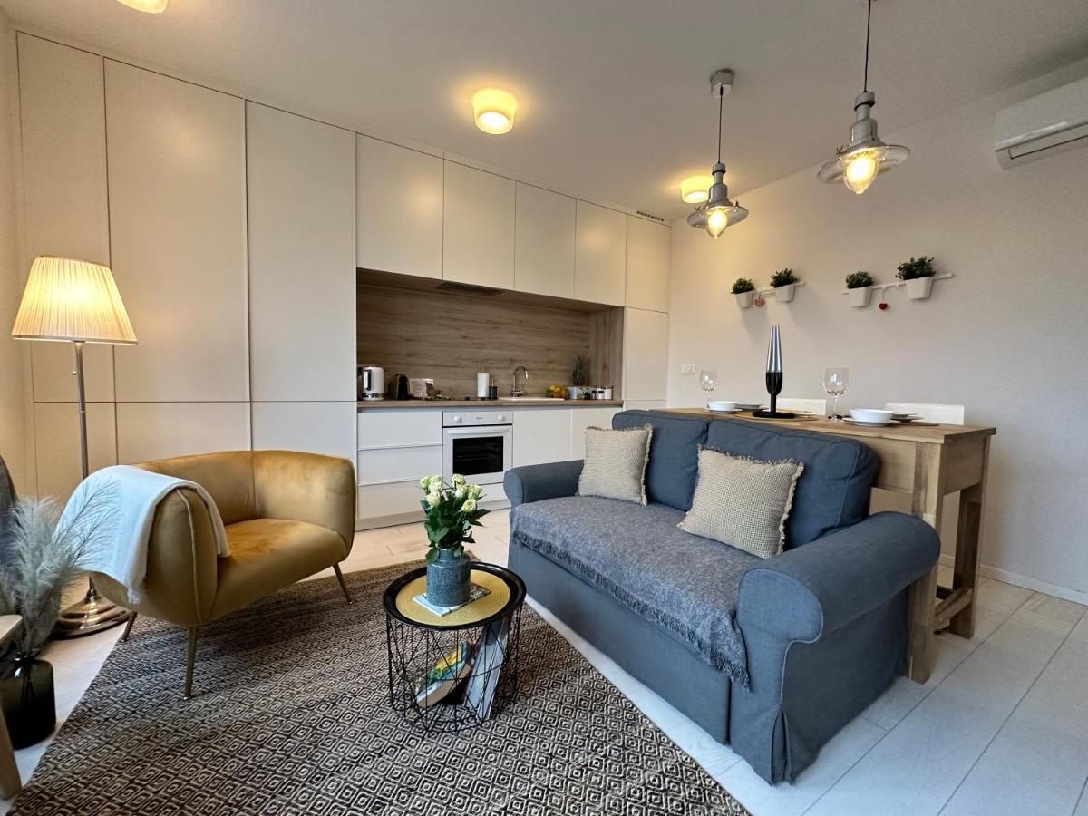 The View And Design Studio Zagabria Esterno foto